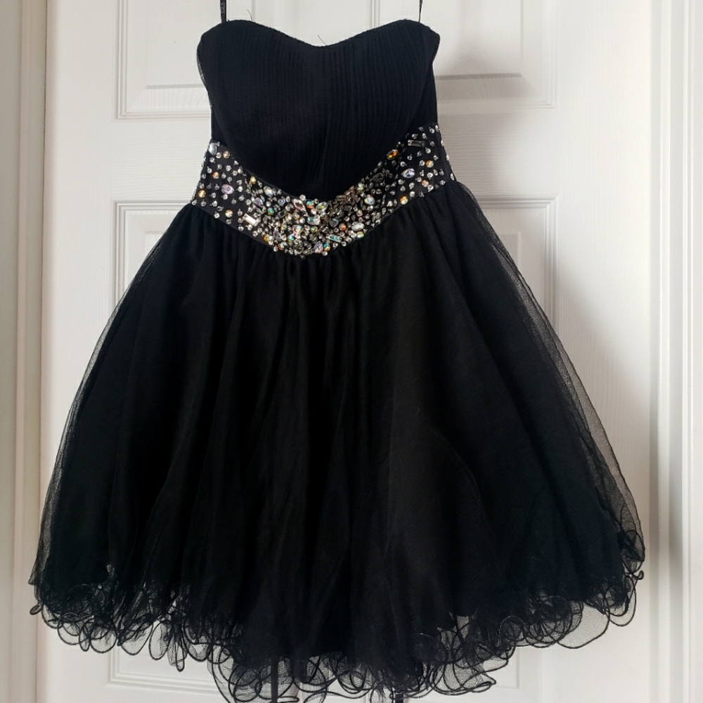 Elizabeth K formal prom dress small